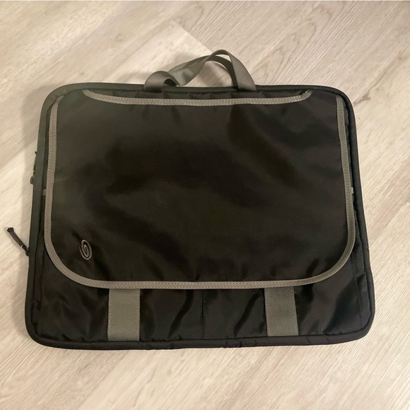 Timbuk2 Briefcase - Picture 2 of 8
